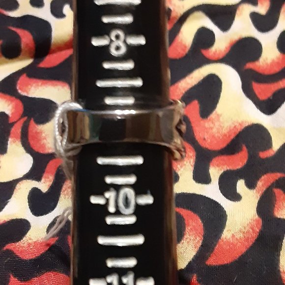 Biker Cross Shield Sz 9 - Picture 5 of 5